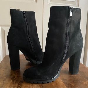 aldo black faux suede ankle boots with chunky heel